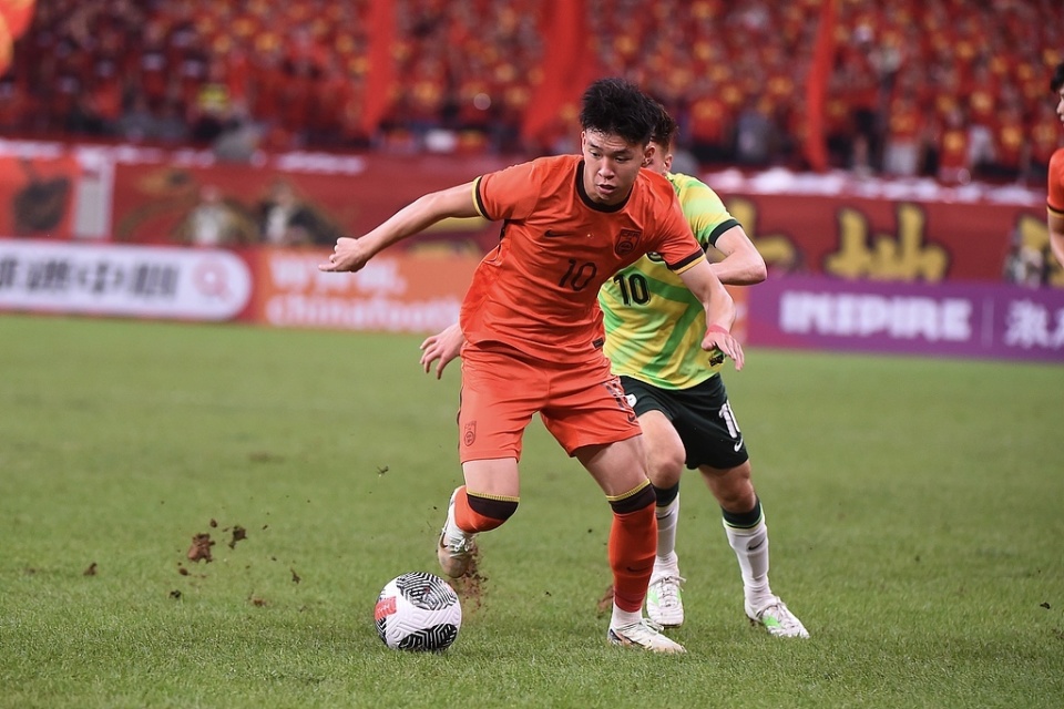 而欧洲俱乐, 类似, 时间是在高