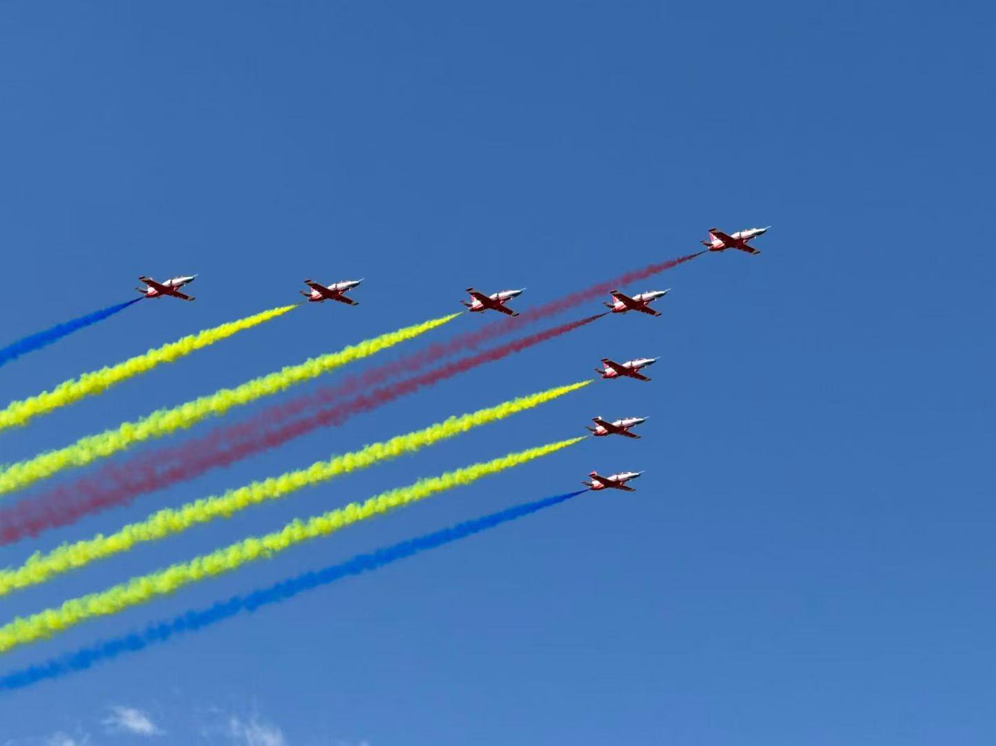 天之翼, 及退役经典, 同时